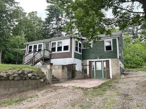 38 Meadow Street, Wakefield, NH 03872