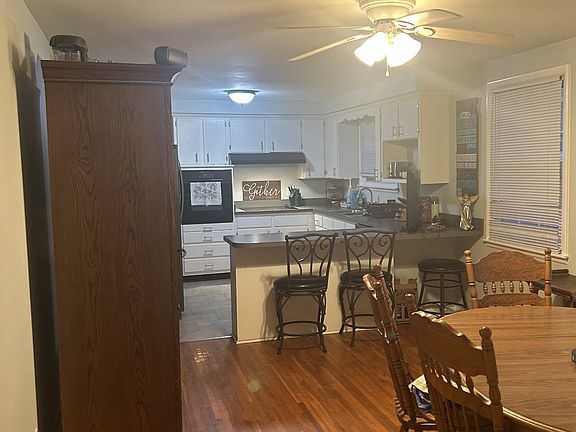 4th image of 511 Woodbury Dr