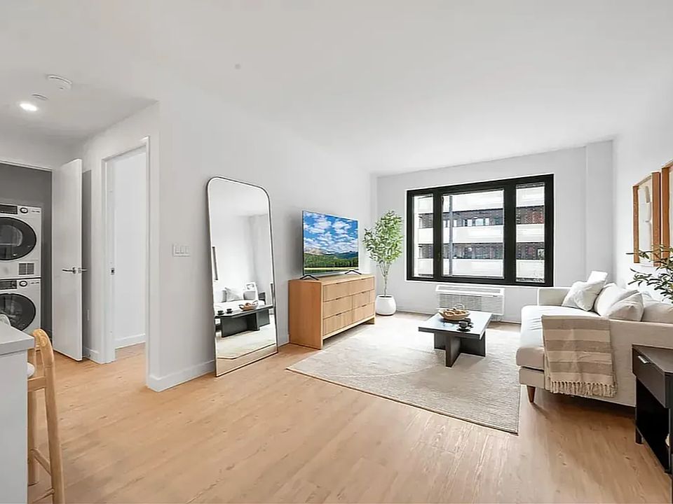 1st image of 827 Sterling Pl #4P