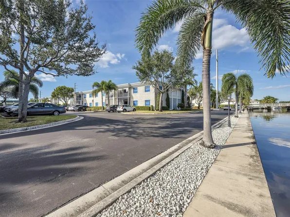 170 Cypress Club Drive #723, Pompano Beach, FL 33060