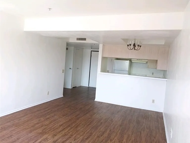 3804 S Arlington Ave #205 — Photo 5
