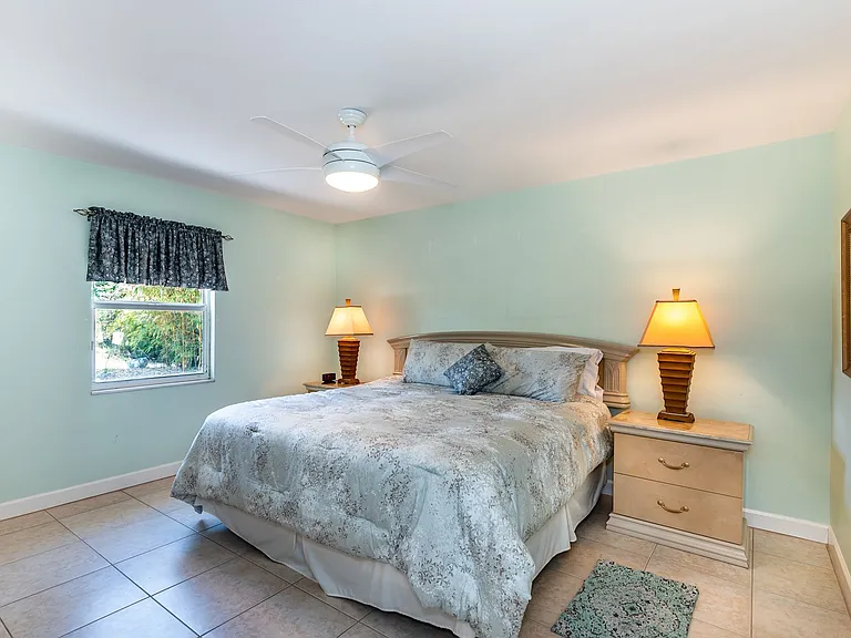 129 Cousley Dr — Photo 24