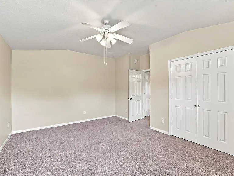 16726 Vivian Point Ln — Photo 33