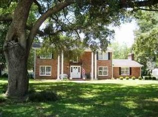 2904 Tyron Cir, Tallahassee, FL 32309