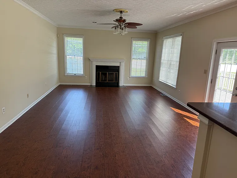 101 Tarks Ln — Photo 11