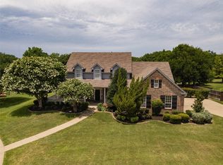 5421 Twin Creeks Dr, Midlothian, TX 76065