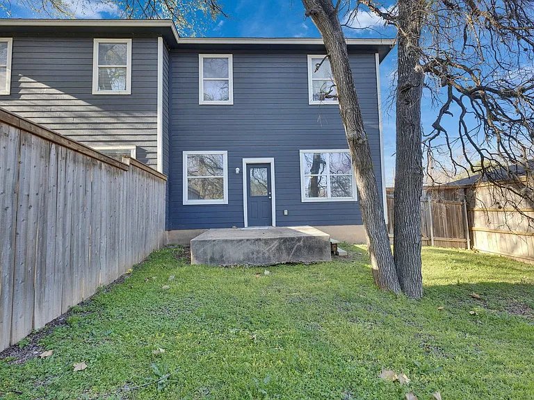 3201 Jack Cook Dr #A — Photo 23
