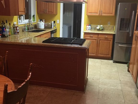 5th image of 12144 187th St