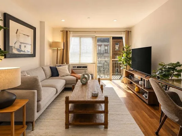 15 Saint Marks Pl APT 6A, New York, NY 10003