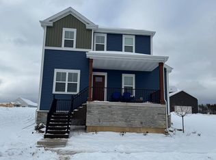 4748 Romaine Rd, Fitchburg, WI 53711