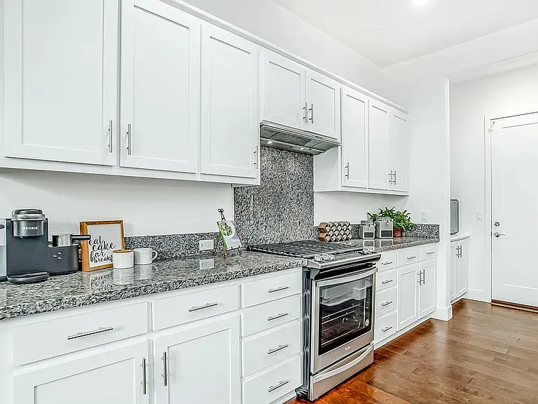 4022 Chalk Hill Way — Photo 10