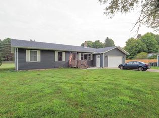 28204 60th Ave, Lawton, MI 49065
