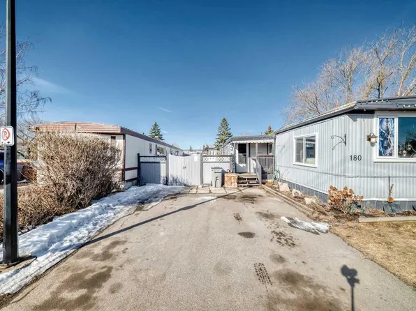 6724 17th Ave SE #180, Calgary, AB T2A 0W5