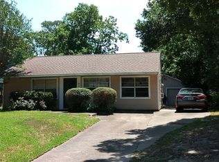 975 Althea Dr, Houston, TX 77018