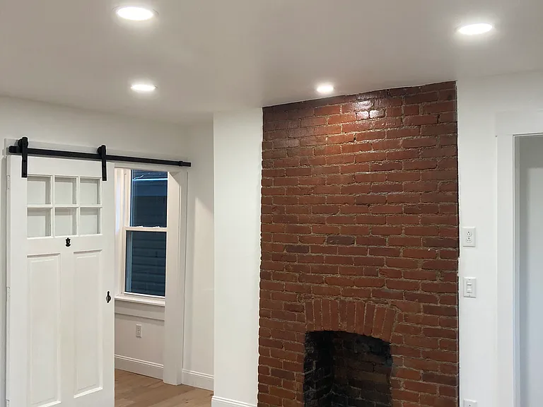 4455 Gladstone St — Photo 27