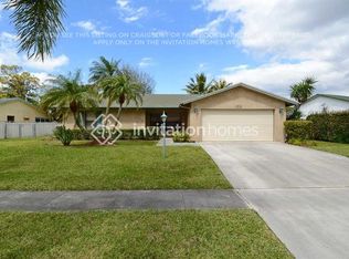 152 Bobwhite Rd, Royal Palm Beach, FL 33411