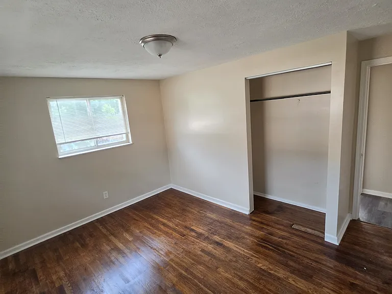 2216 Cadie Ave — Photo 6