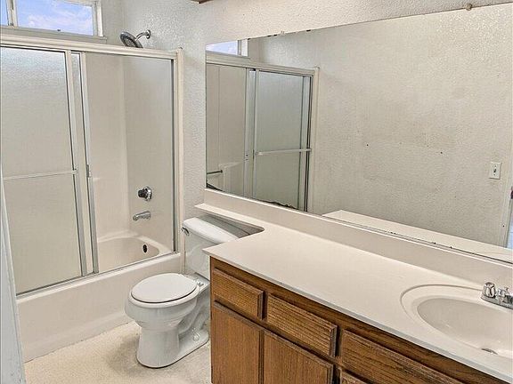 5th image of 43832 27th St E