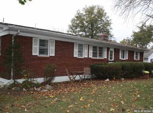 9 Mountain View Pl N, New Paltz, NY 12561