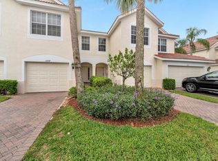 1208 Oxford Ln, Naples, FL 34105