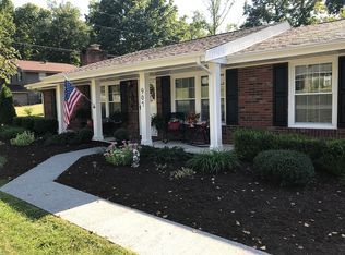 907 Tulip Ln, Mount Carmel, TN 37645