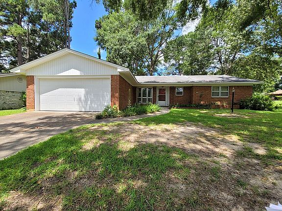 Original two car garage!
