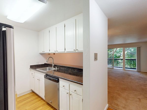 220 Marin St #108