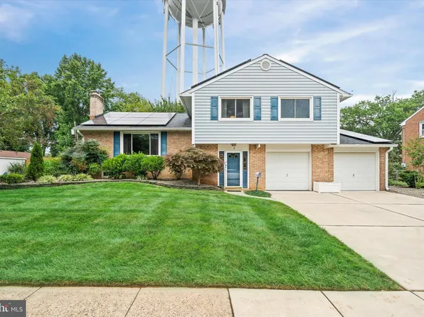 6 Mulberry Rd, Newark, DE 19711