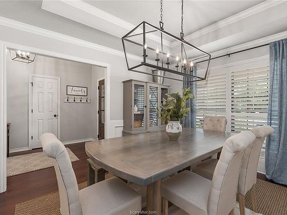 4th image of 5009 Maidstone Ct