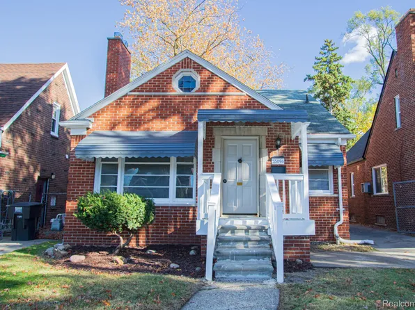 16896 Manor St, Detroit, MI 48221