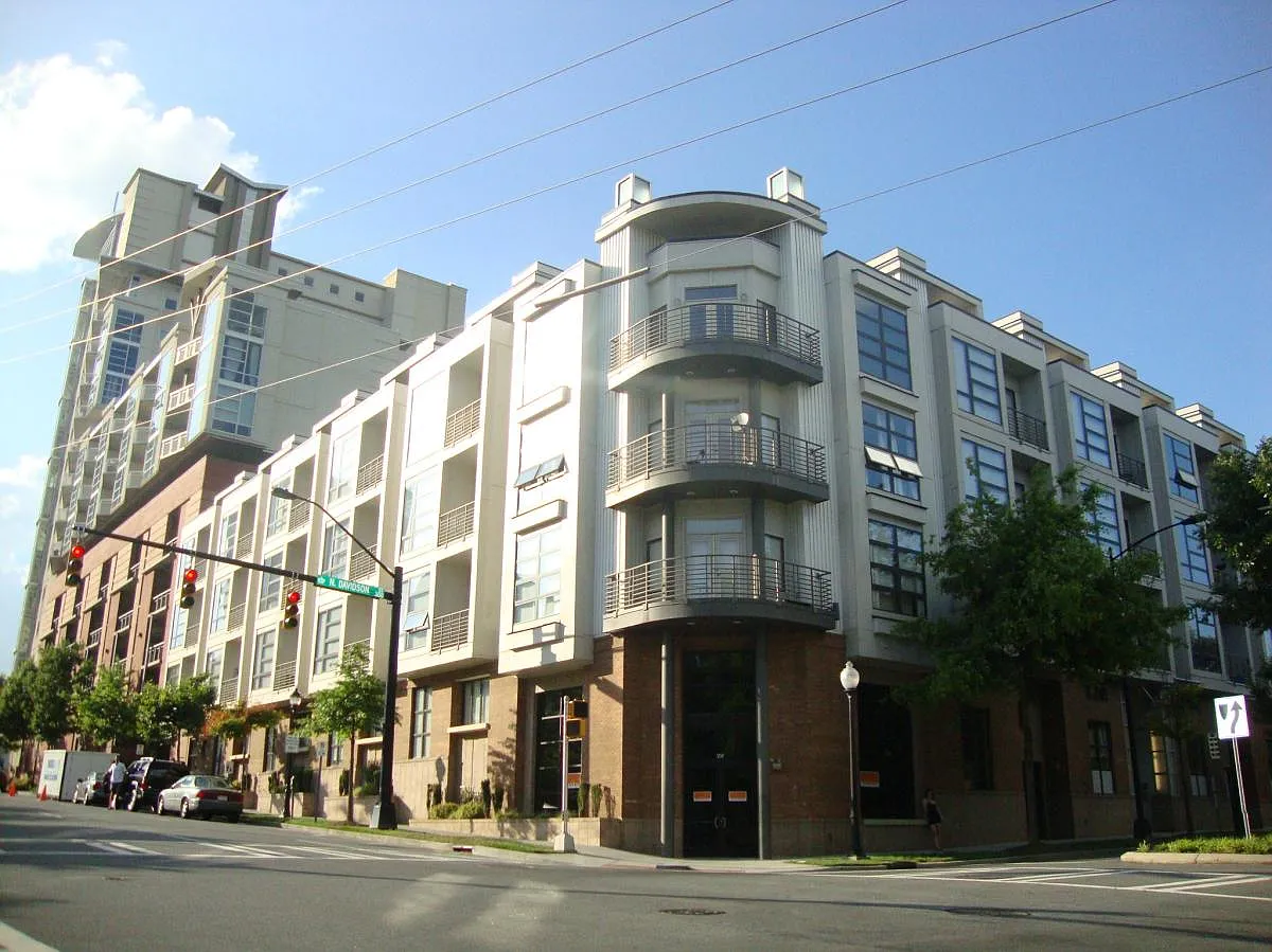 1 bed, 600 sqft, $1,500 — Photo 1