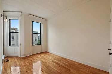 Rented by Real Team Brokerage