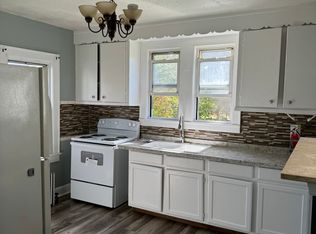 12 Warren St #3, Ellenville, NY 12428