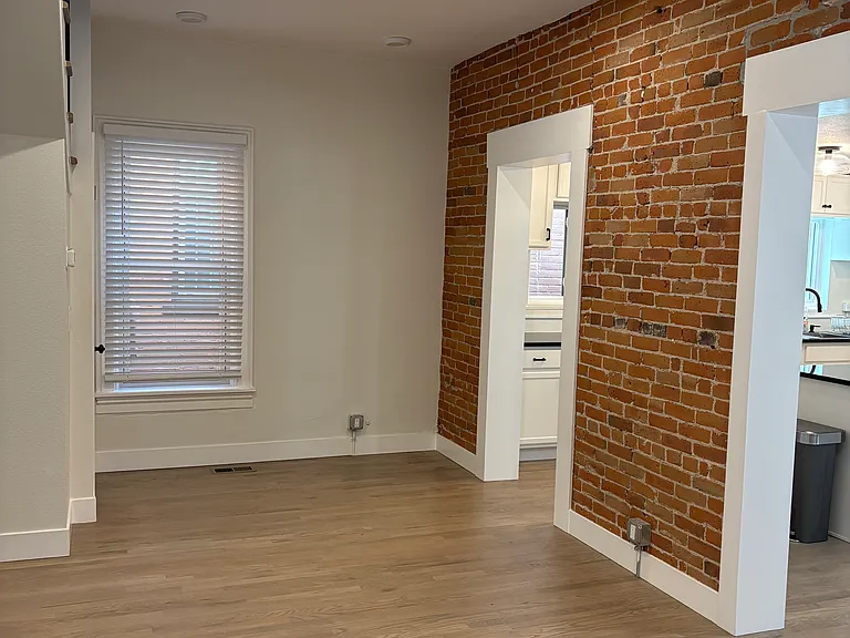 2930 California St — Photo 3