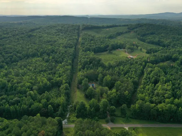 7550 Coosa St #49, Goodwater, AL 35072