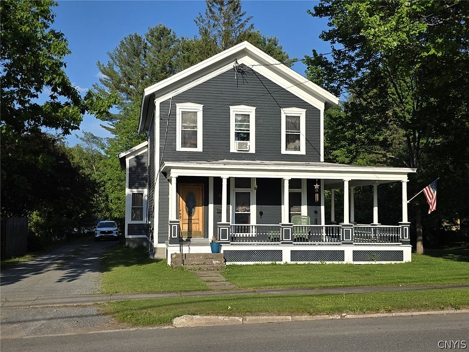 1st image of 209 Summit St