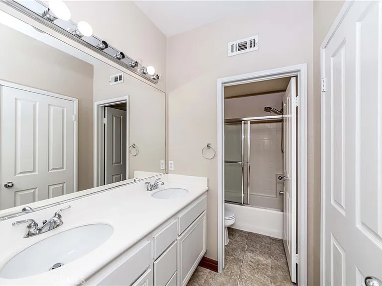 1314 Sheller Dr — Photo 25