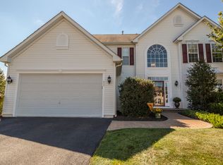 217 Rolling Glen Ln, Spring City, PA 19475