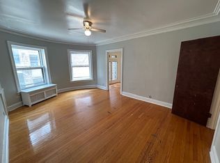 1154 W Lunt Ave APT 216, Chicago, IL 60626