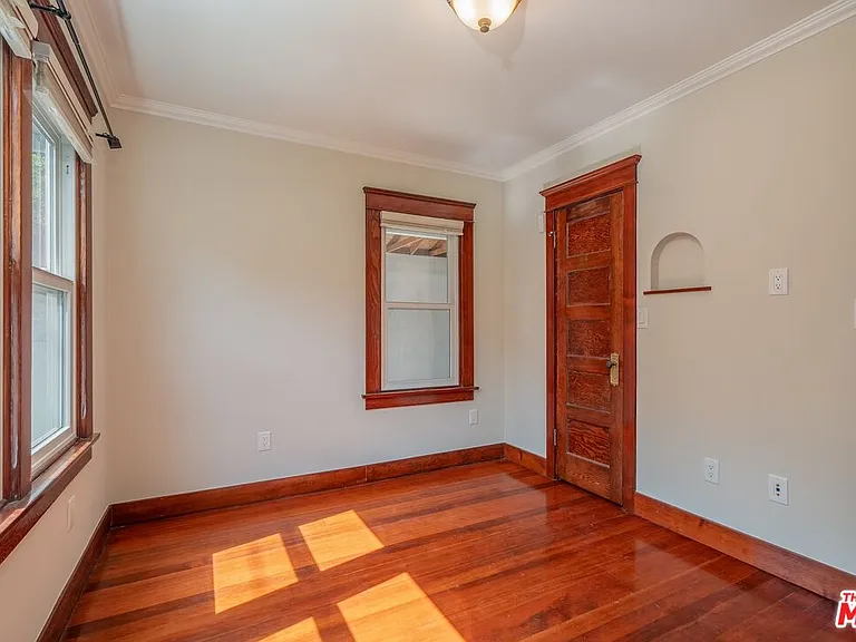 4253 Fountain Ave — Photo 41