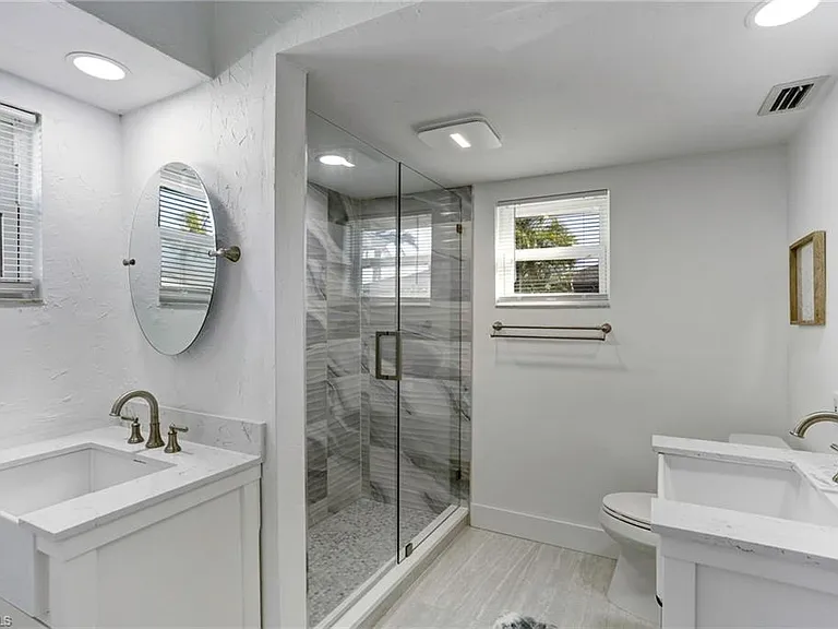 10842 Vanderbilt Dr — Photo 11