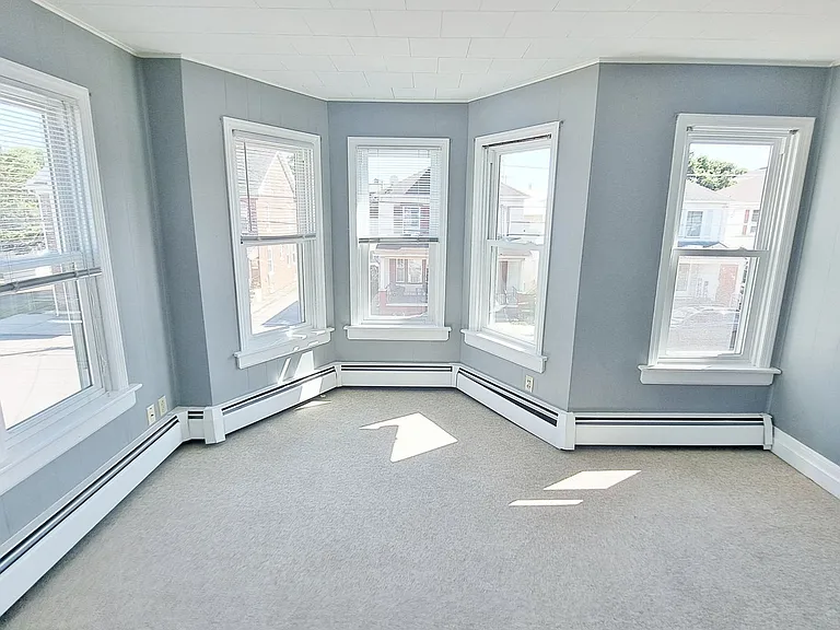510 Stock St — Photo 4