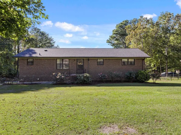 1751 Crestview Dr SW, Cullman, AL 35055