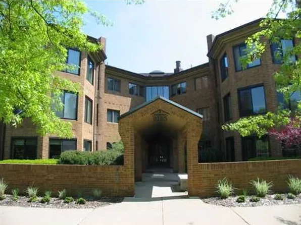 2125 Nature Cove Ct APT 208, Ann Arbor, MI 48104