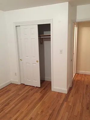 Rented by Signature Spaces NYC Corp | media 41