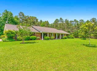 11 Lonnie Dyess Rd, Carson, MS 39427