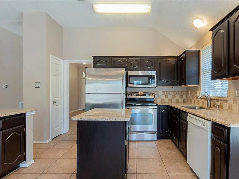 10701 Birmingham Dr — Photo 39