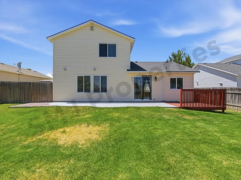 16740 Naito Ave — Photo 15