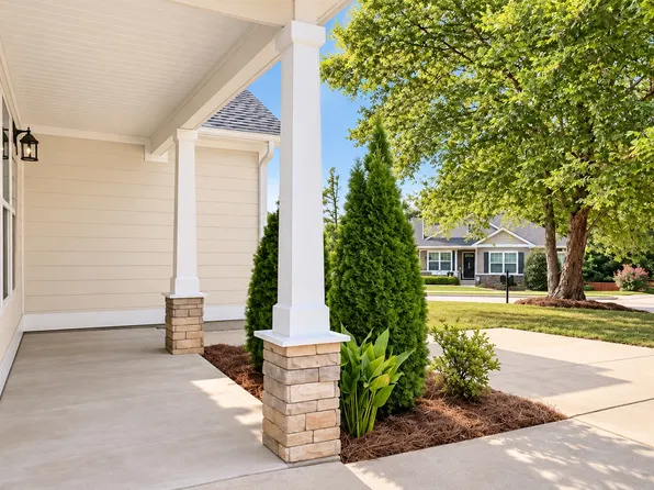 2395 Waterstone Cir, Auburn, AL 36832