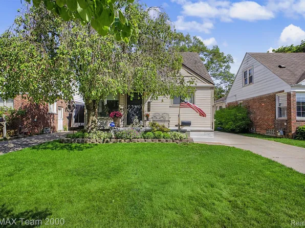 3363 Raymond Ave, Dearborn, MI 48124
